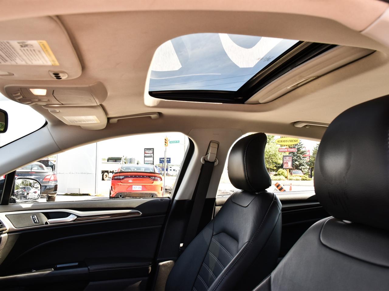 2016 Ford Fusion SE AWD ~Heated Leather ~Bluetooth ~Camera ~Sunroof Photo