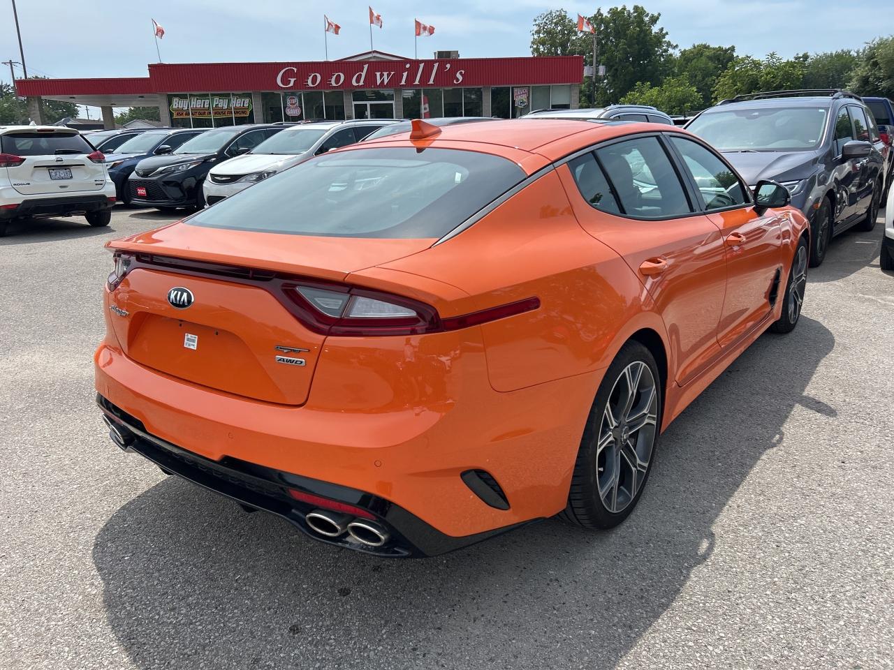 2021 Kia Stinger GT, SUNROOF, HEATED/ COOLED LEATHER, BACK UP CAM! Photo