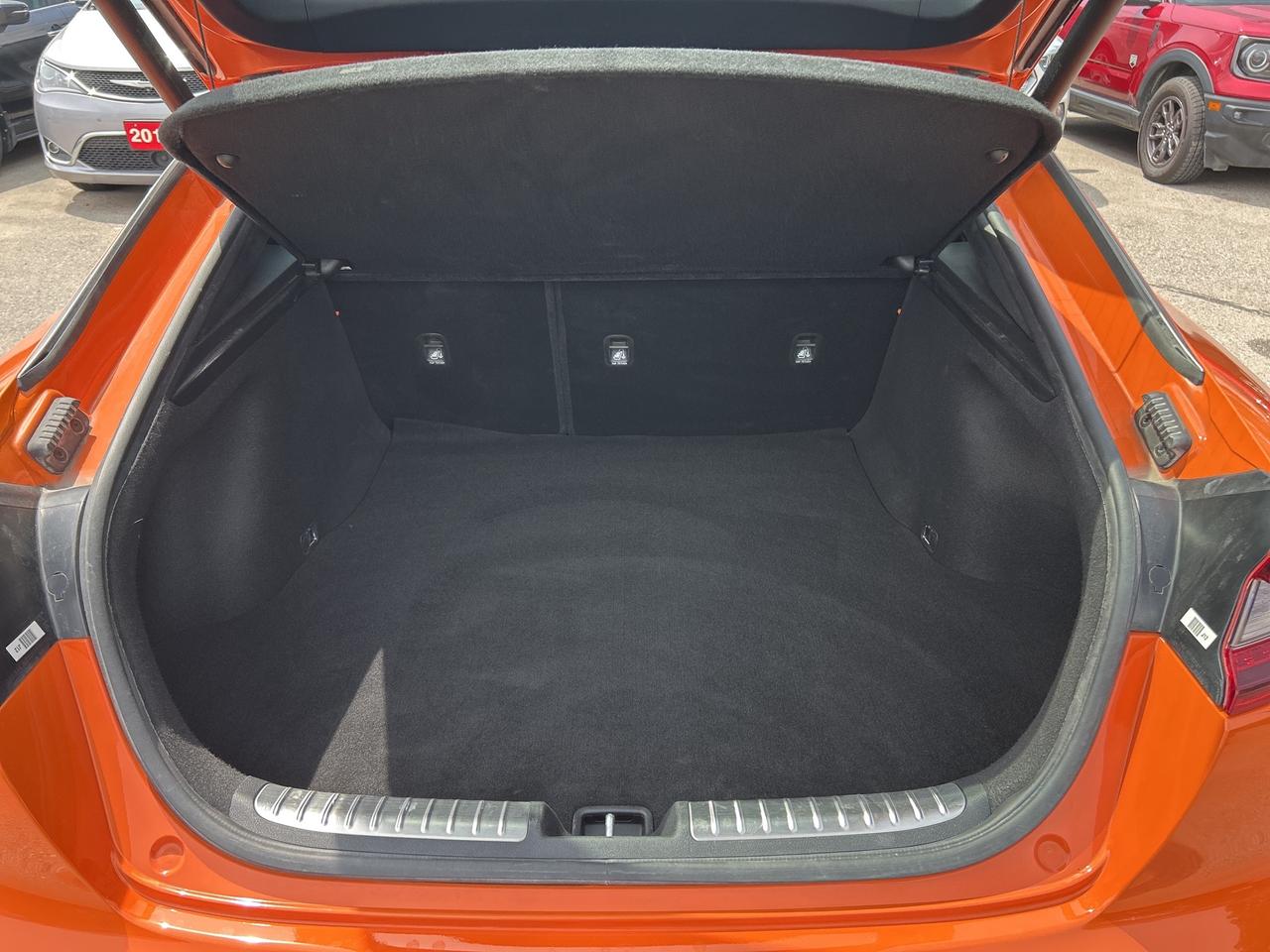 2021 Kia Stinger GT, SUNROOF, HEATED/ COOLED LEATHER, BACK UP CAM! Photo