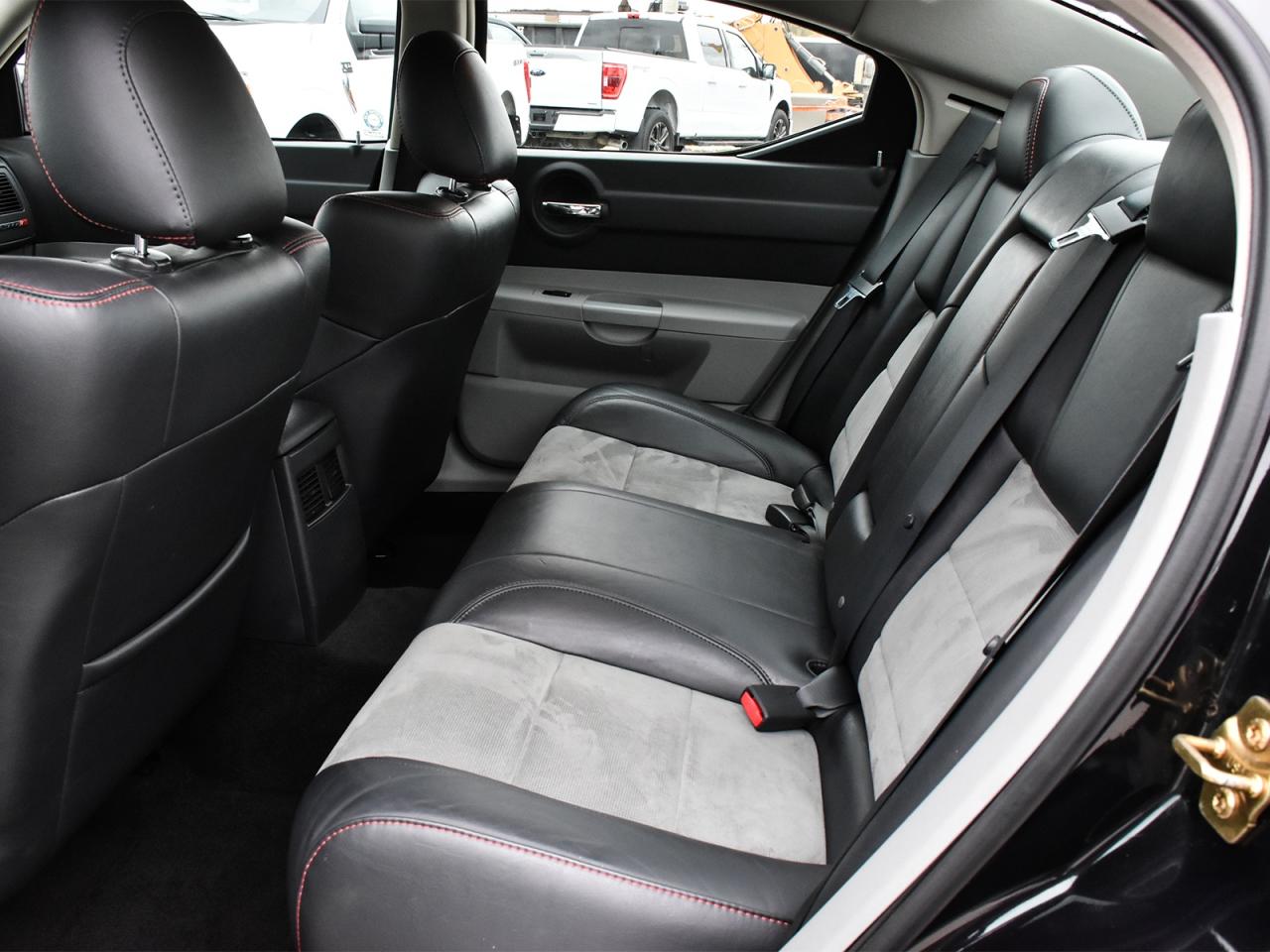 2006 Dodge Charger SRT8 ~6.1L HEMI ~Nav ~Leather ~Roof ~Kicker Audio Photo