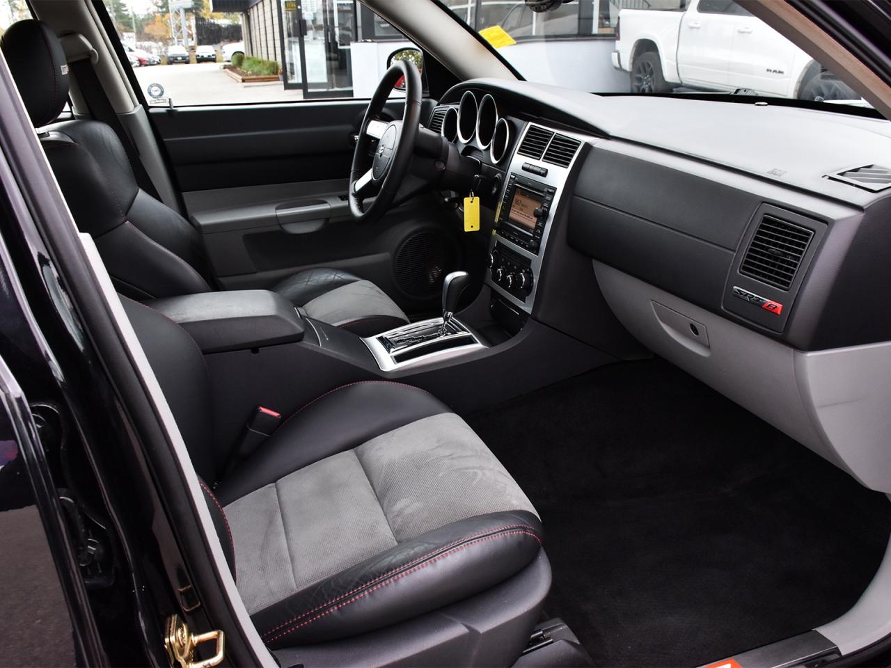 2006 Dodge Charger SRT8 ~6.1L HEMI ~Nav ~Leather ~Roof ~Kicker Audio Photo