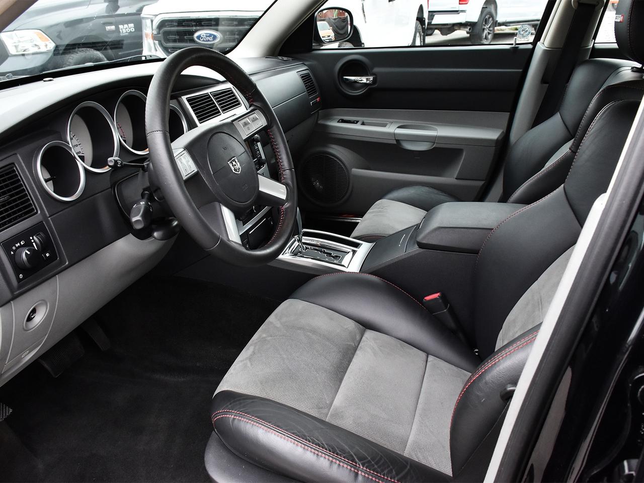 2006 Dodge Charger SRT8 ~6.1L HEMI ~Nav ~Leather ~Roof ~Kicker Audio Photo