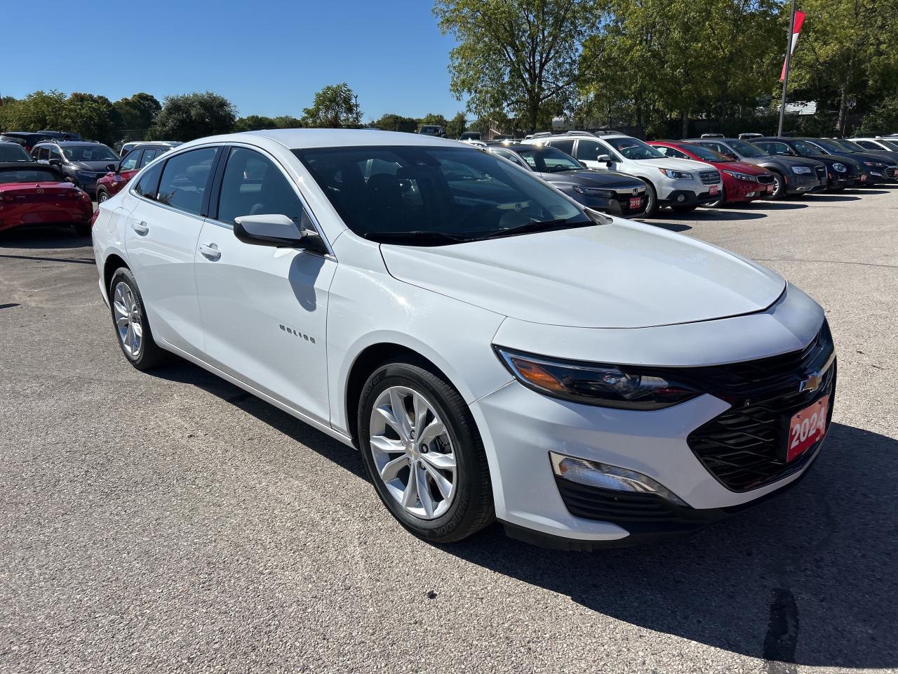 2024 Chevrolet Malibu LT, CLEAN CARFAX, REMOTE START, FACTORY WARRANTY! Photo