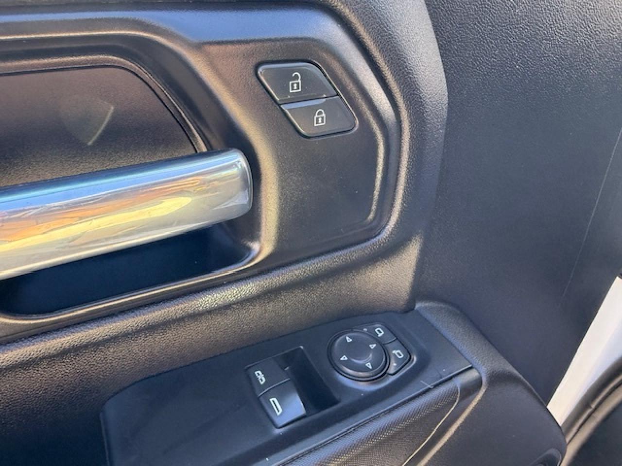 2021 Chevrolet Silverado 3500 Commercial Dump Truck w/Hydraulic Lift DuramaxDiesel Only47KM Photo