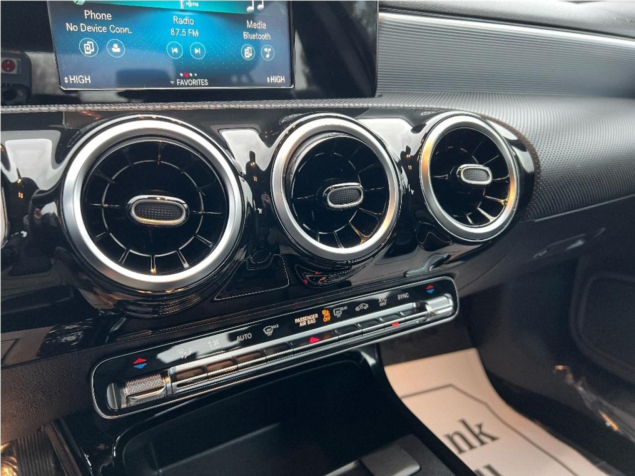 2020 Mercedes-Benz A-Class A 220 4MATIC AWD Loaded Clean Carfax Photo