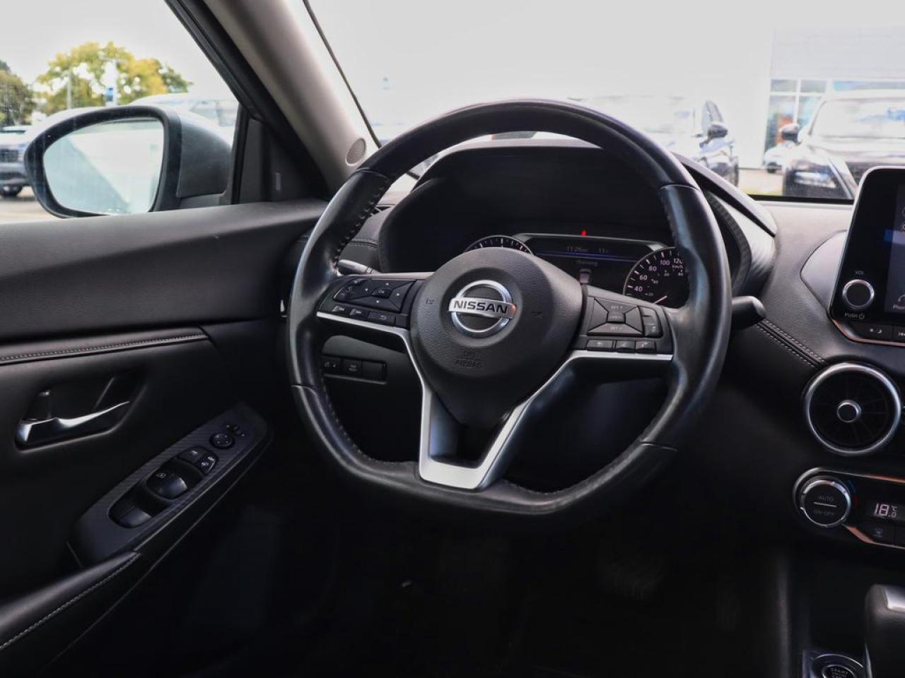 2020 Nissan Sentra SV CVT  APPLE CARPLAY, REMOTE START! Photo