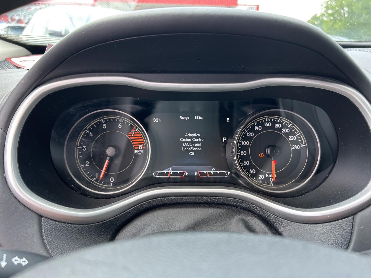 2016 Jeep Cherokee OVERLAND EDITION, HEATED/ COOLED LEATHER SEATS! Photo