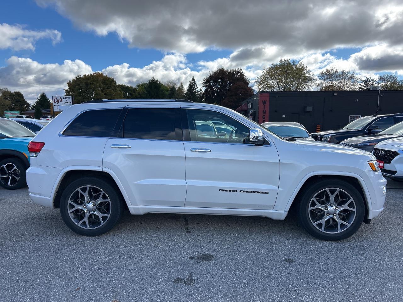 2020 Jeep Grand Cherokee OVERLAND, REMOTE START, HEATED/ COOLED LEATHER! Photo4
