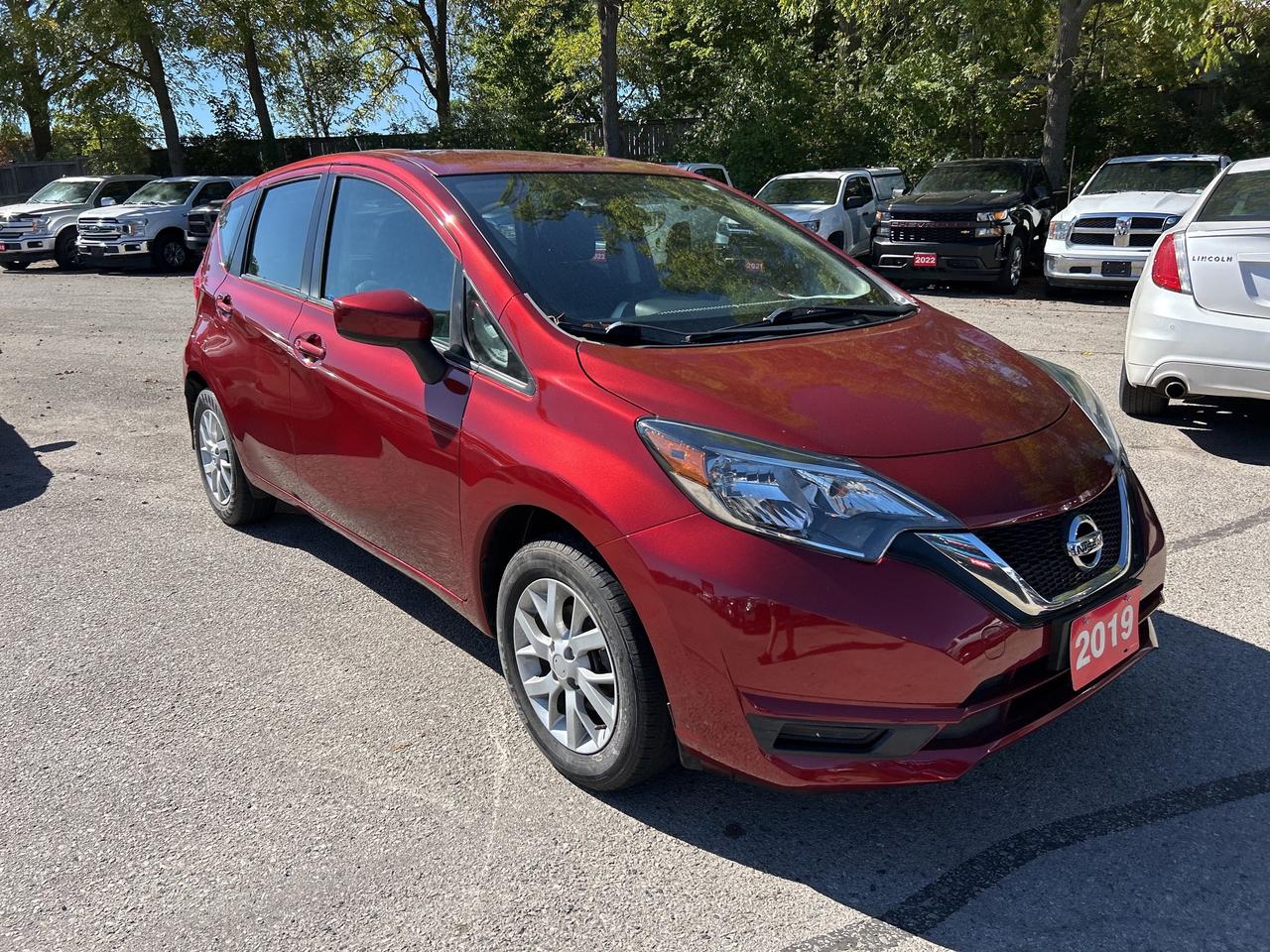 2019 Nissan Versa Note SV, HATCH BACK, GOOD MILEAGE, HEATED SEATS! Photo3