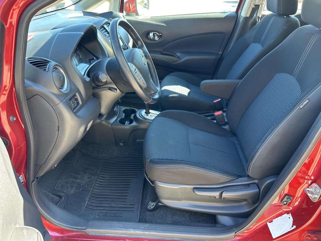 2019 Nissan Versa Note SV, HATCH BACK, GOOD MILEAGE, HEATED SEATS! Photo