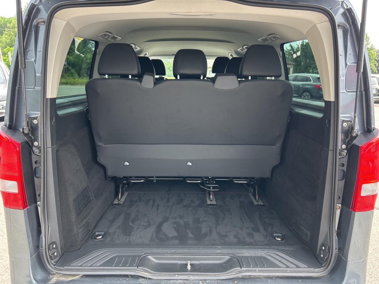 2016 Mercedes-Benz Metris Passenger Van 8 PASSENGER, POWER SLIDING DOORS, NAVIGATION! Photo