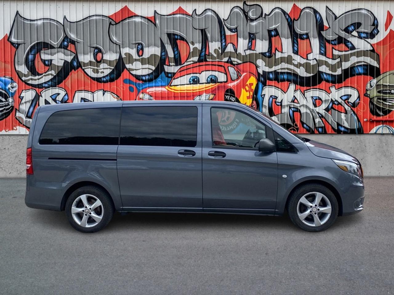 2016 Mercedes-Benz Metris Passenger Van 8 PASSENGER, POWER SLIDING DOORS, NAVIGATION! Photo0