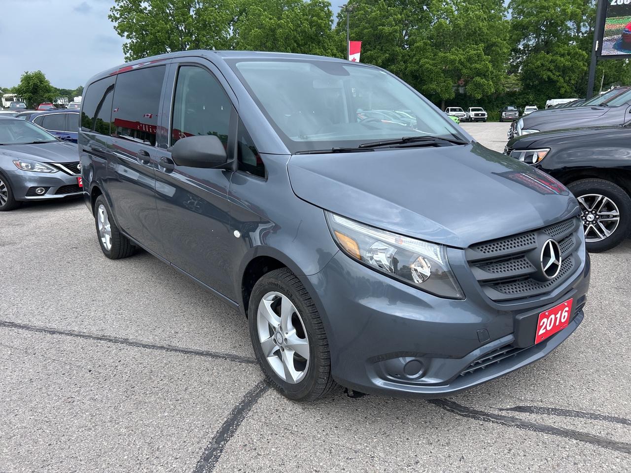 2016 Mercedes-Benz Metris Passenger Van 8 PASSENGER, POWER SLIDING DOORS, NAVIGATION! Photo