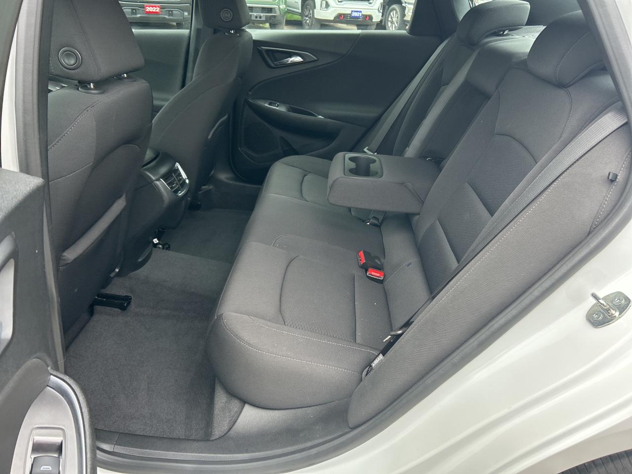 2020 Chevrolet Malibu LT, CLEAN CARFAX, HEATED SEATS, REMOTE START! Photo