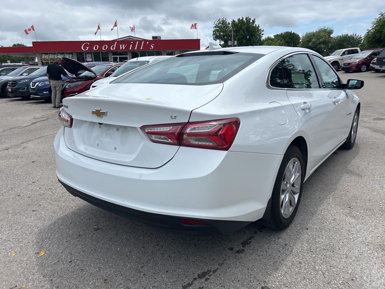 2020 Chevrolet Malibu LT, CLEAN CARFAX, HEATED SEATS, REMOTE START! Photo