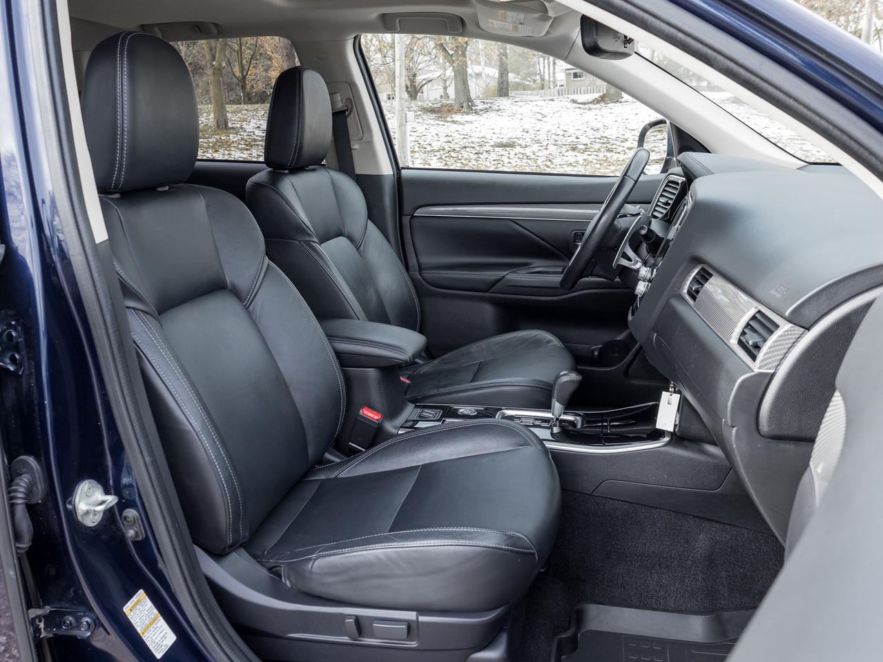 2020 Mitsubishi Outlander GT S-AWC   ONE OWNER   SAFETY CERTIFIED Photo