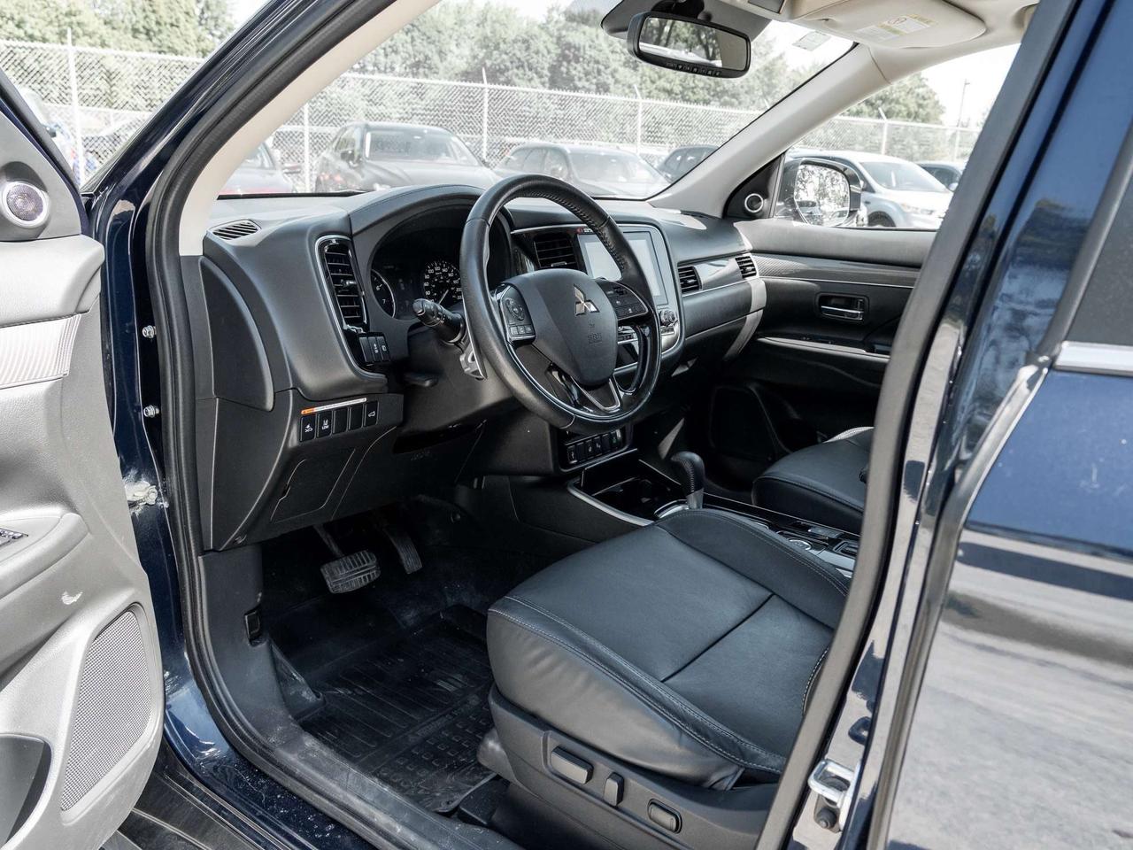 2020 Mitsubishi Outlander GT S-AWC   FIANCNE AS LOW AS 7.99% Photo
