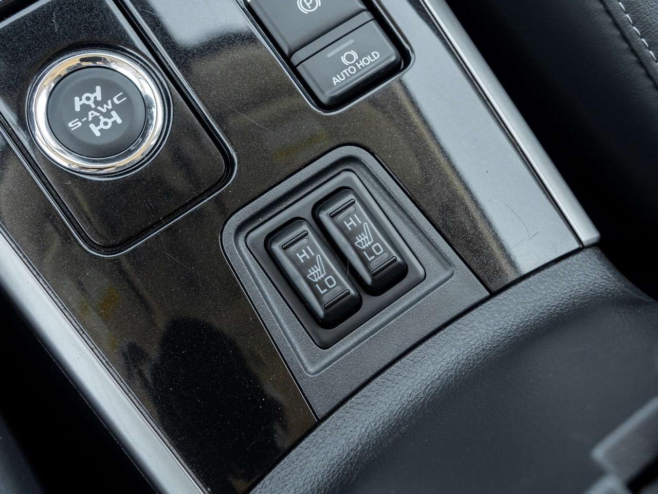 2020 Mitsubishi Outlander GT S-AWC   FIANCNE AS LOW AS 7.99% Photo
