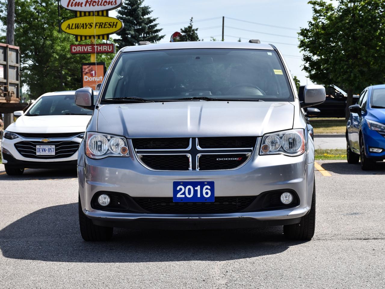 2016 Dodge Grand Caravan SXT Premium Plus ~Power Seat ~Rear Air ~Stow 'N Go Photo2