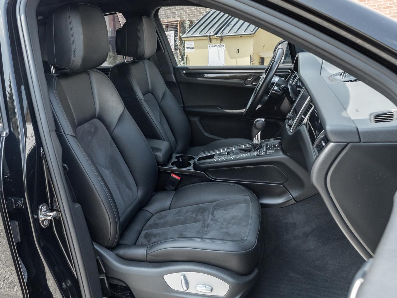 2017 Porsche Macan AWD S -Dealer Serviced-BOSE-Showroom Condition Photo