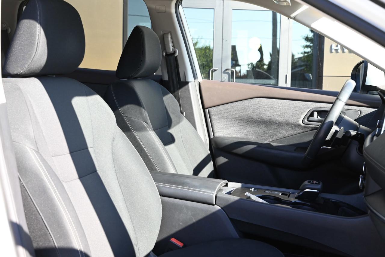 2023 Nissan Rogue S PKG, LOW KILO, NO ACCIDENTS, FULLY SERVICED Photo