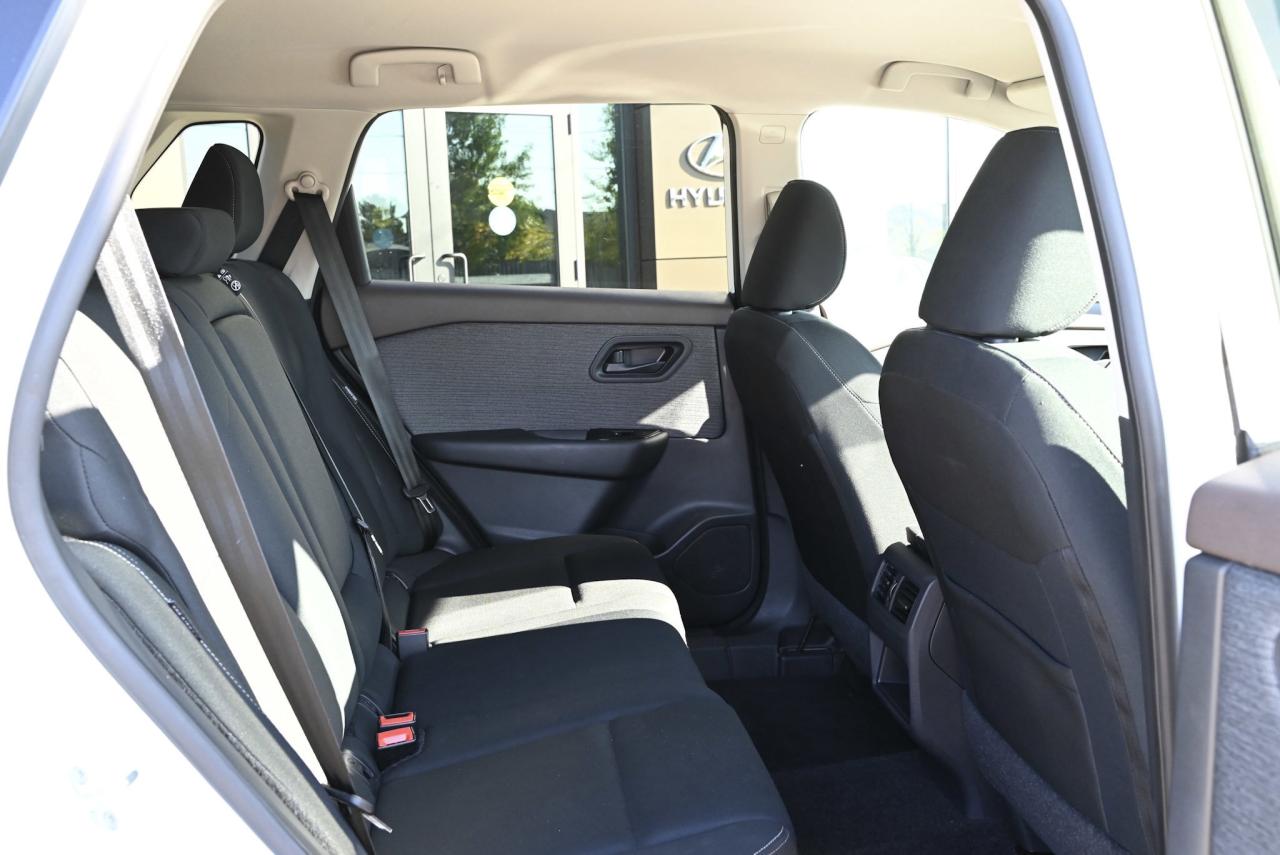 2023 Nissan Rogue S PKG, LOW KILO, NO ACCIDENTS, FULLY SERVICED Photo