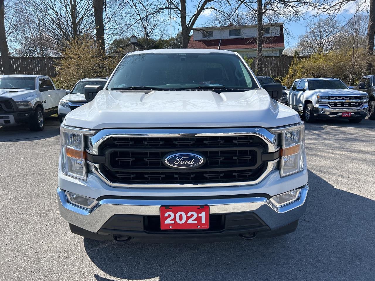 2021 Ford F-150 XLT, CLEAN CARFAX, 4X4, BOX LINER Photo2