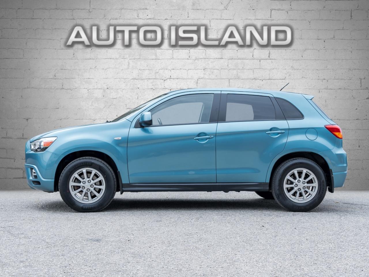 2011 Mitsubishi RVR SE -One Owner-Heated Seats-Bluetooth-Dealer Servic Photo4