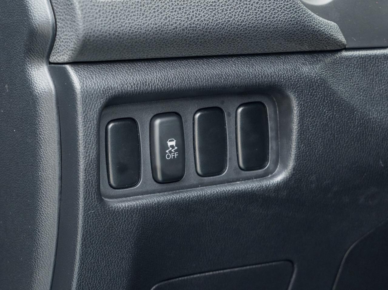 2011 Mitsubishi RVR SE -One Owner-Heated Seats-Bluetooth-Dealer Servic Photo