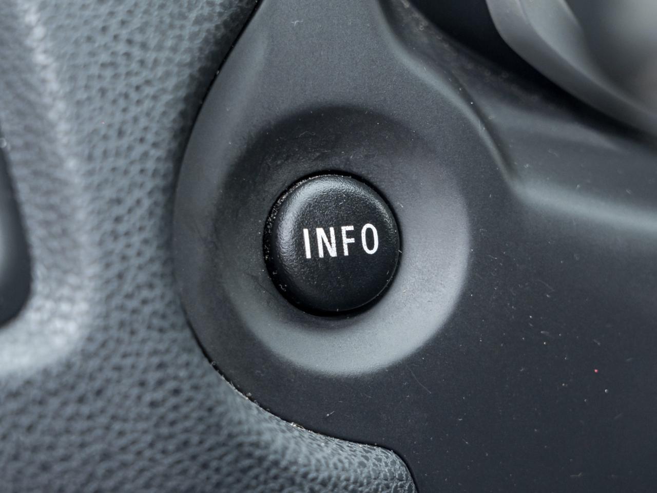 2011 Mitsubishi RVR SE -One Owner-Heated Seats-Bluetooth-Dealer Servic Photo