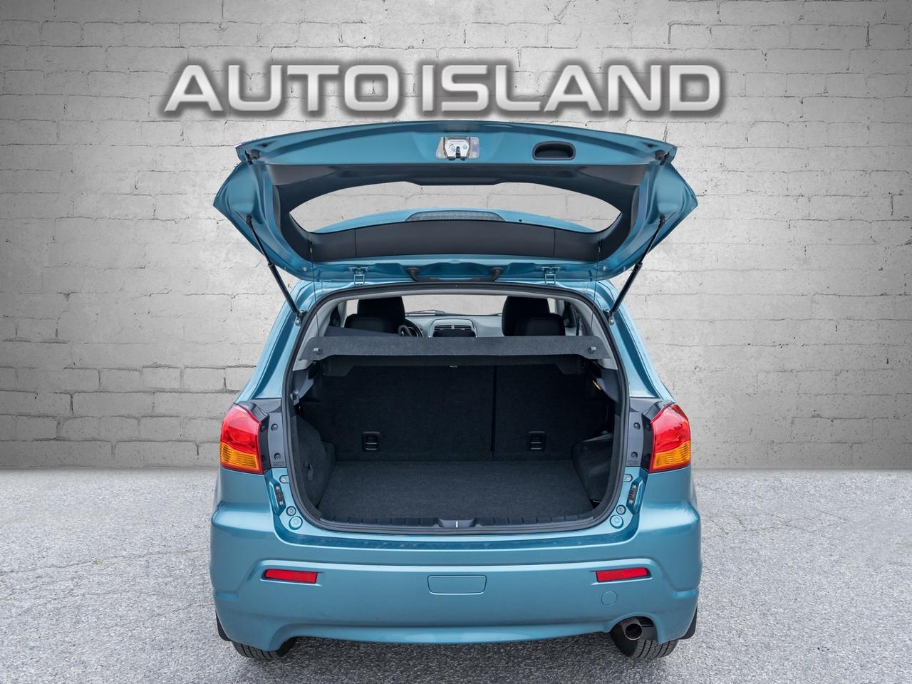 2011 Mitsubishi RVR SE -One Owner-Heated Seats-Bluetooth-Dealer Servic Photo