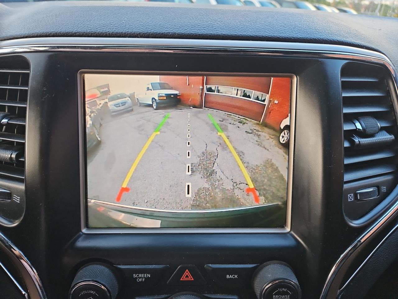 2016 Jeep Grand Cherokee 4WD LIMITED Photo