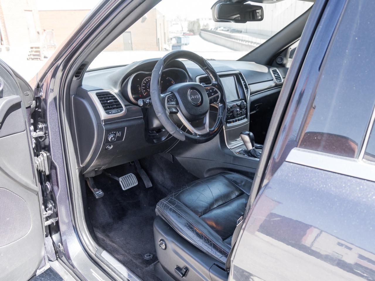 2016 Jeep Grand Cherokee 4WD LIMITED Photo