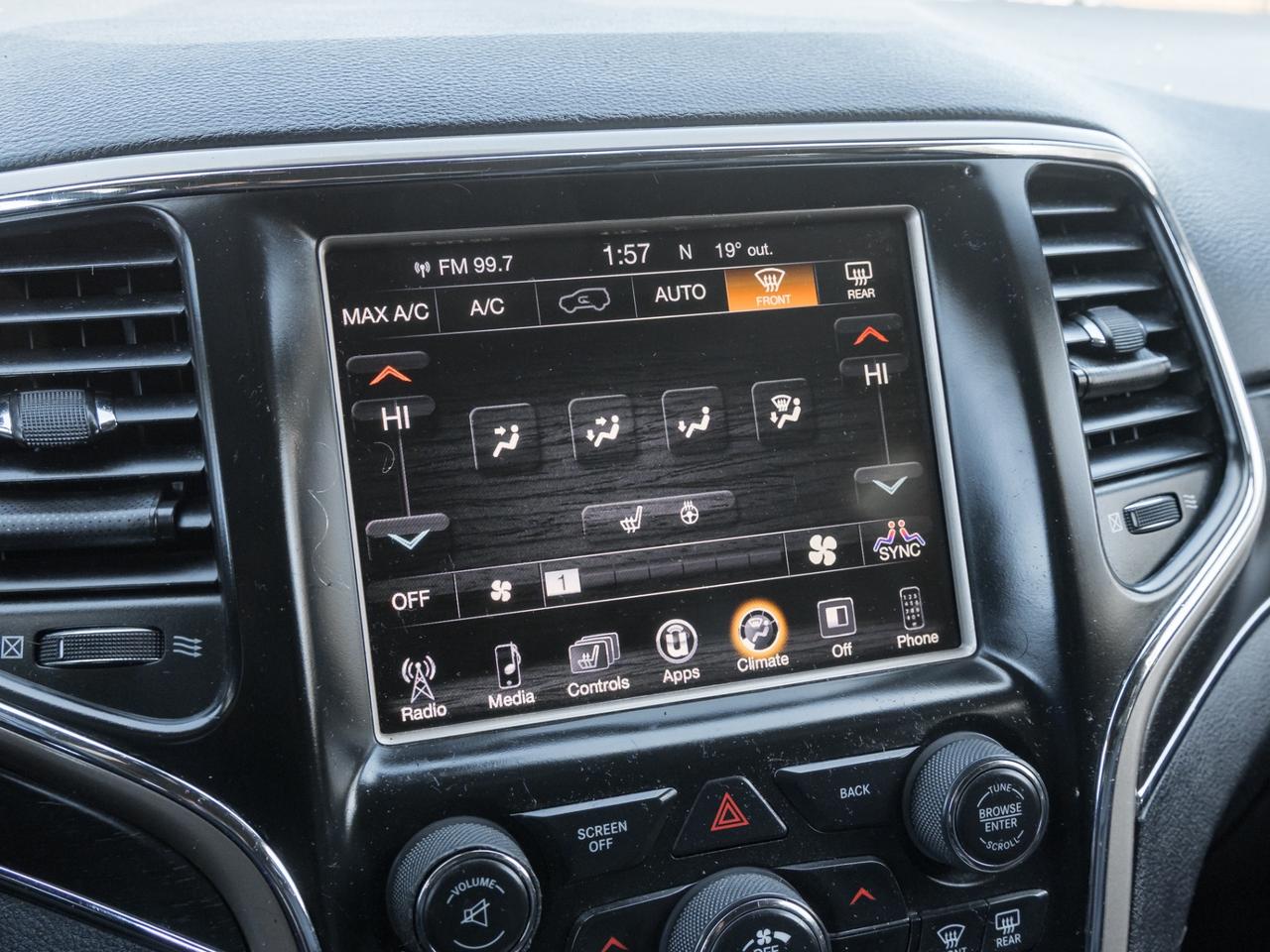 2016 Jeep Grand Cherokee 4WD LIMITED Photo