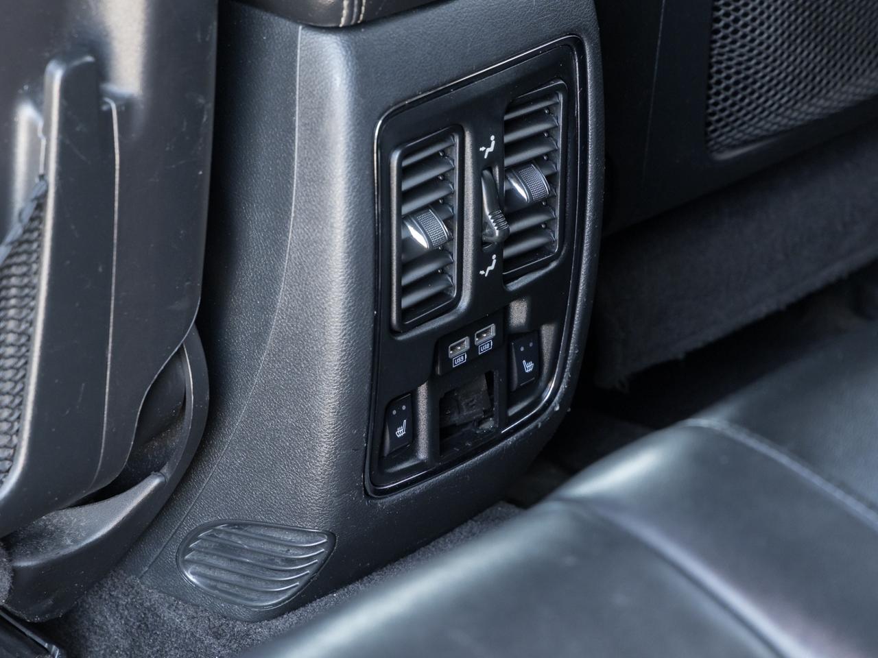 2016 Jeep Grand Cherokee 4WD LIMITED Photo