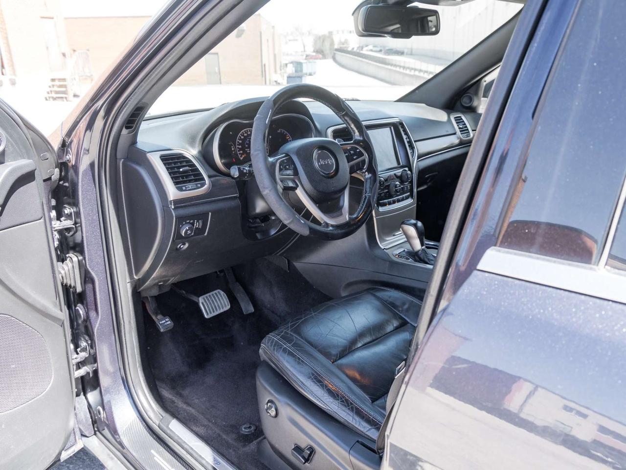 2016 Jeep Grand Cherokee 4WD LIMITED Photo