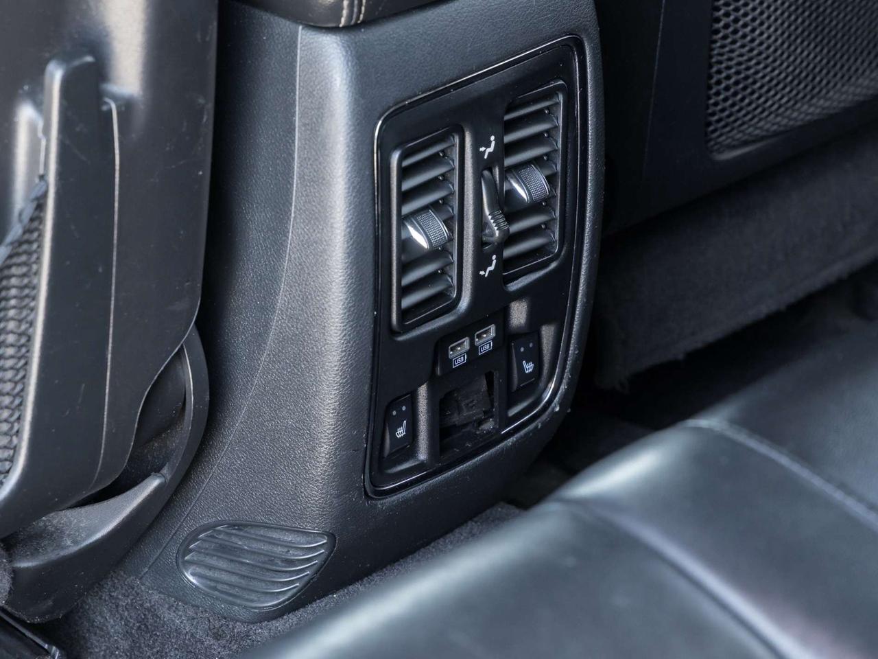 2016 Jeep Grand Cherokee 4WD LIMITED Photo