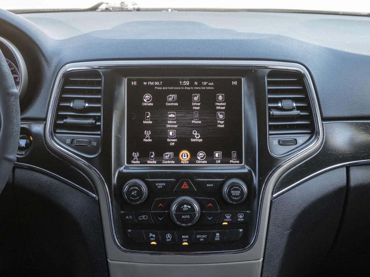 2016 Jeep Grand Cherokee 4WD LIMITED Photo
