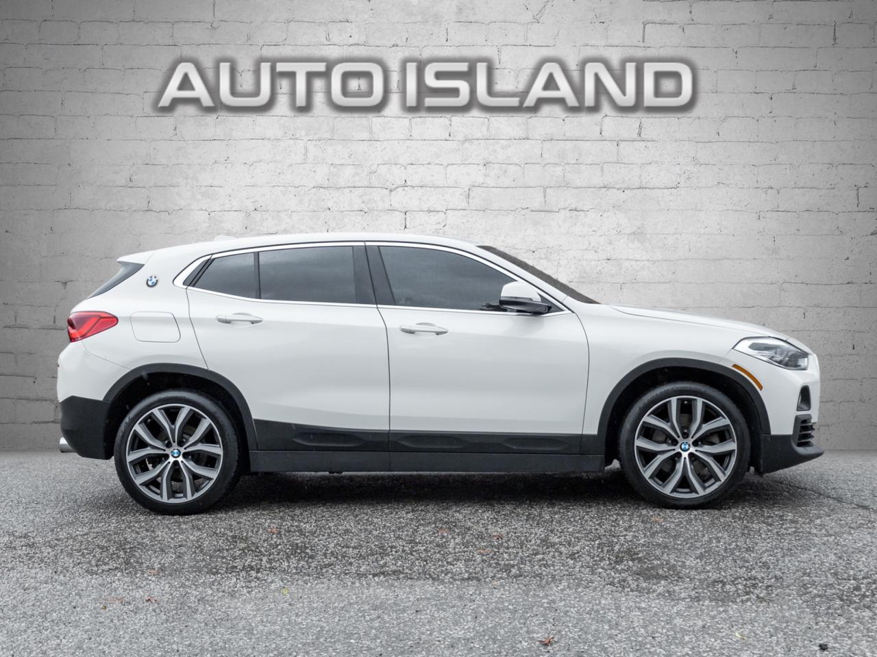 2018 BMW X2 xDrive28i Sports Activity Coupe Photo2