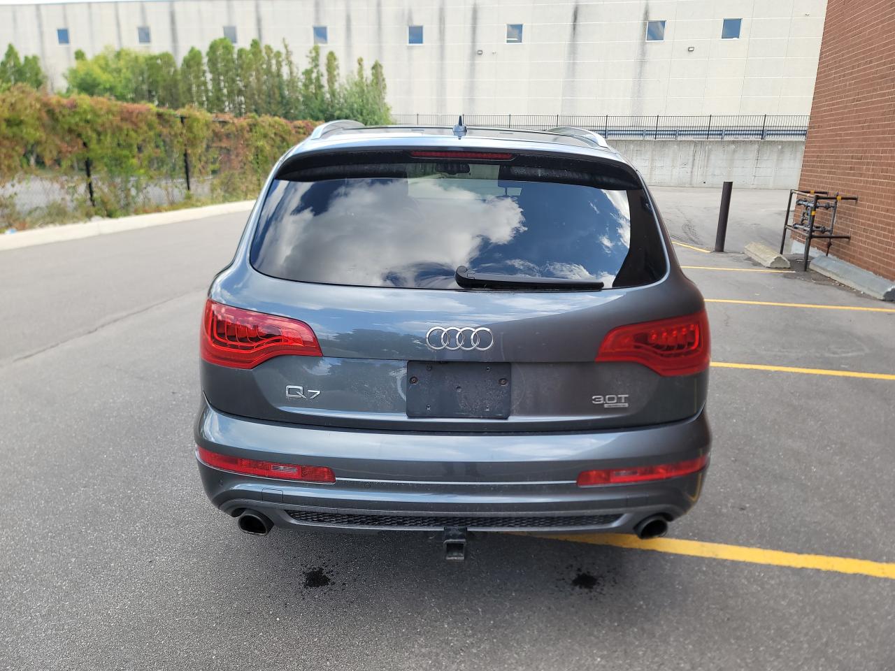 2013 Audi Q7 Quattro 4dr 3.0L Premium !!! Low KMS !!! Photo