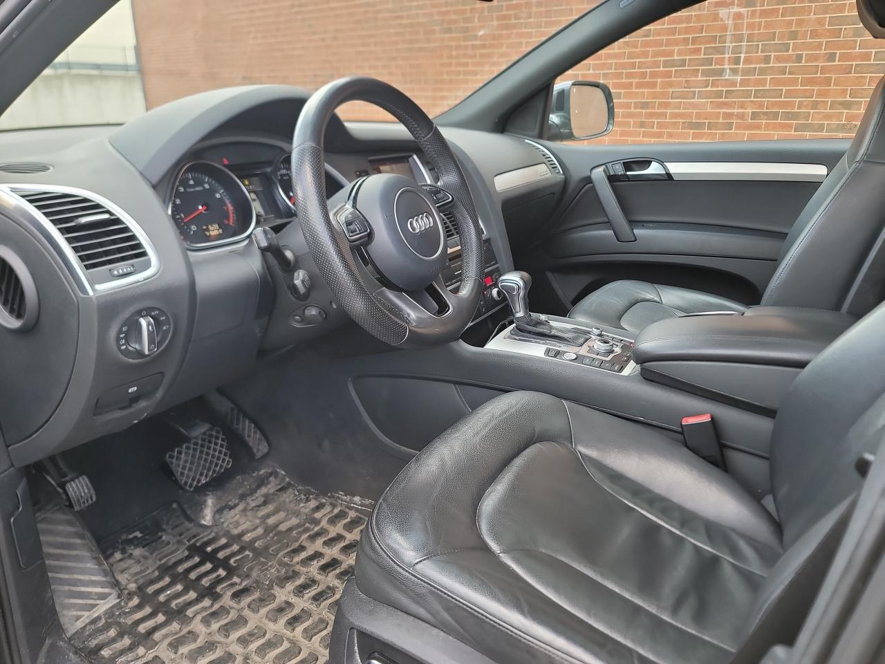 2013 Audi Q7 Quattro 4dr 3.0L Premium !!! Low KMS !!! Photo