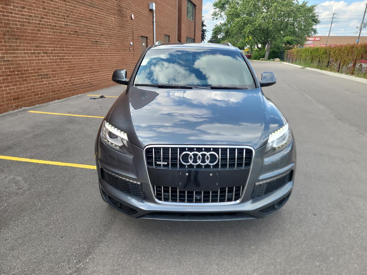 2013 Audi Q7 Quattro 4dr 3.0L Premium !!! Low KMS !!! Photo