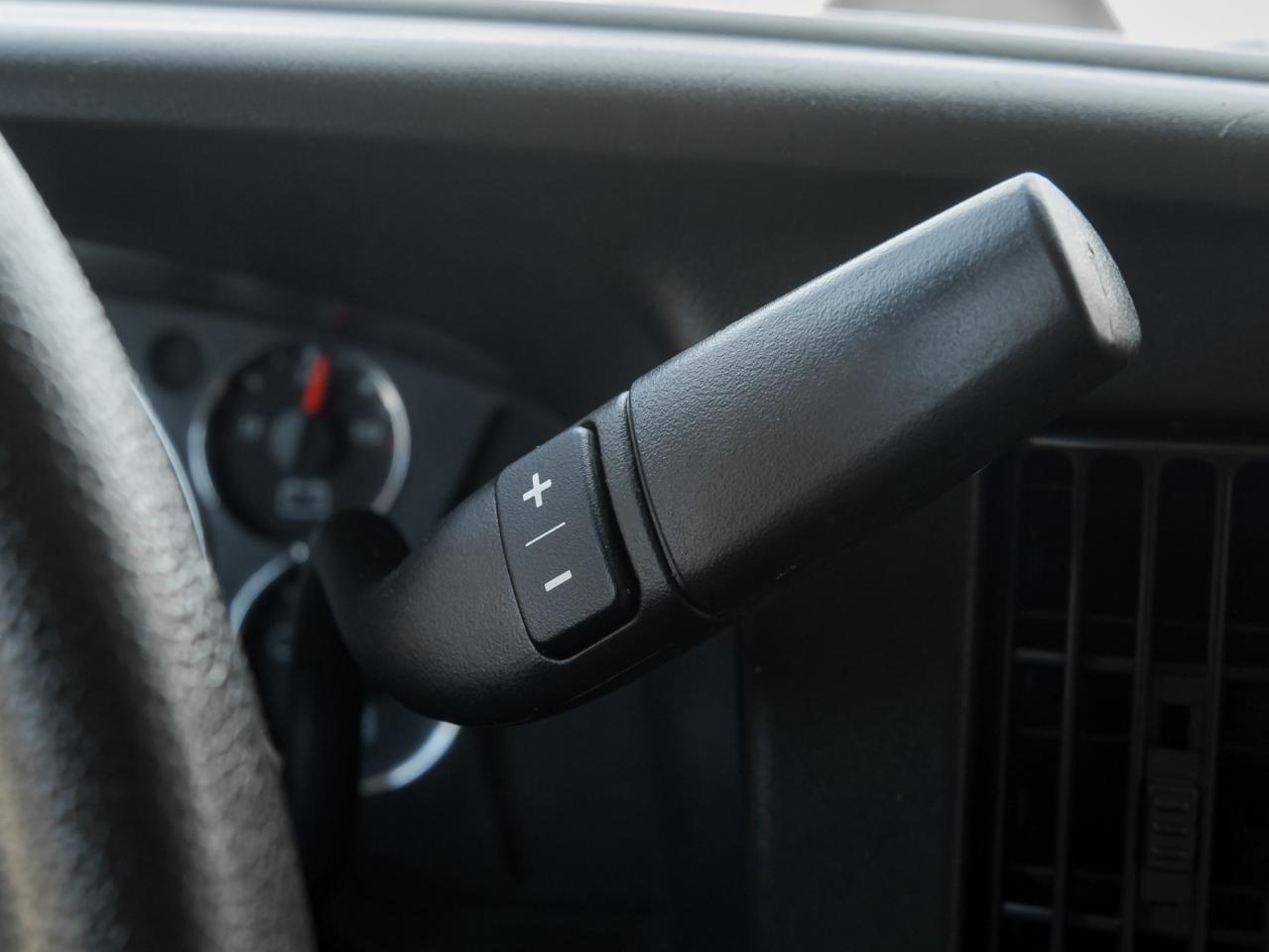 2020 Chevrolet Express RWD 2500 155  !! NO ACCIDENT !! Photo