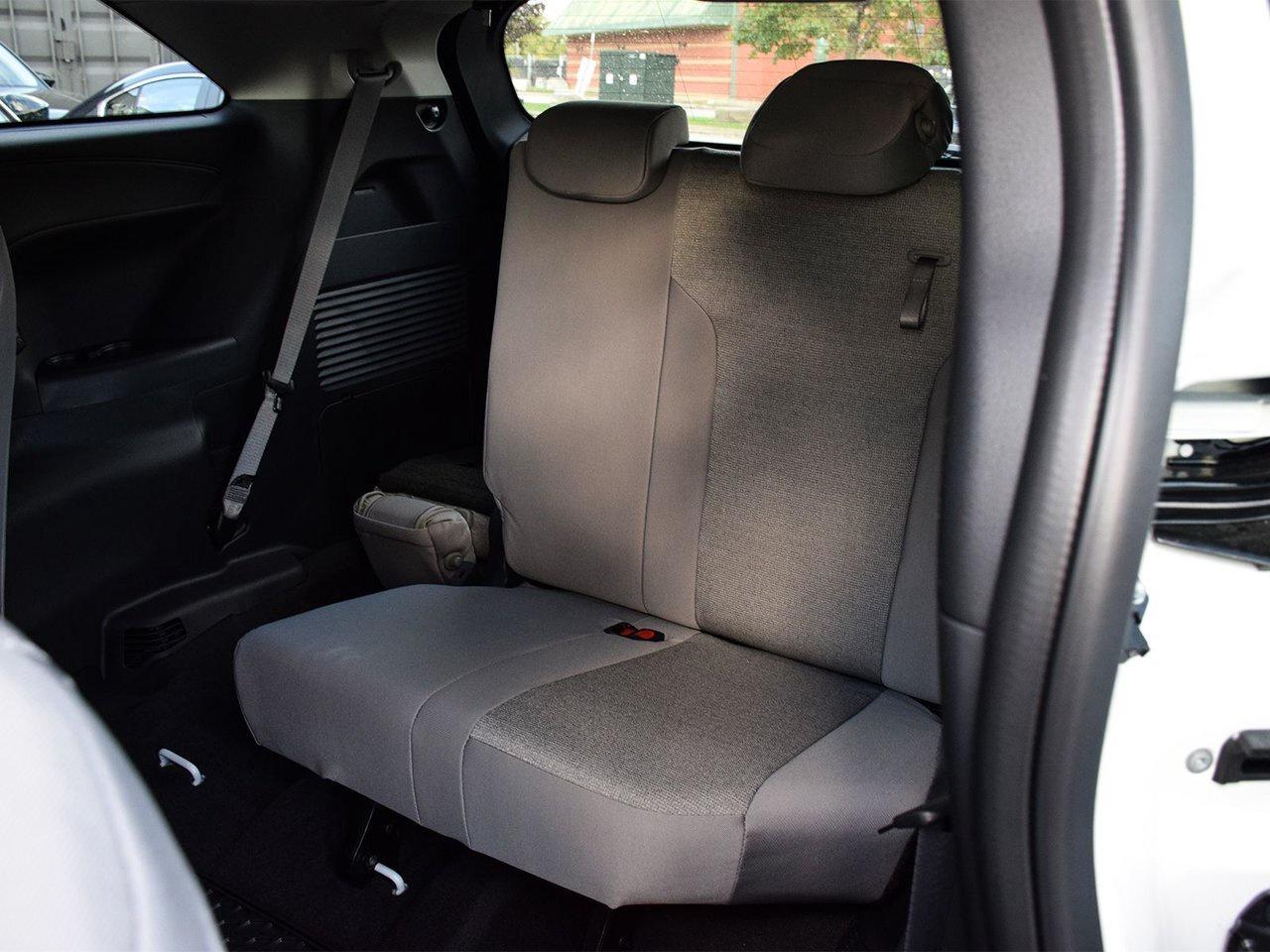 2025 Toyota Sienna LE Finance Discount $1500 Applied Photo