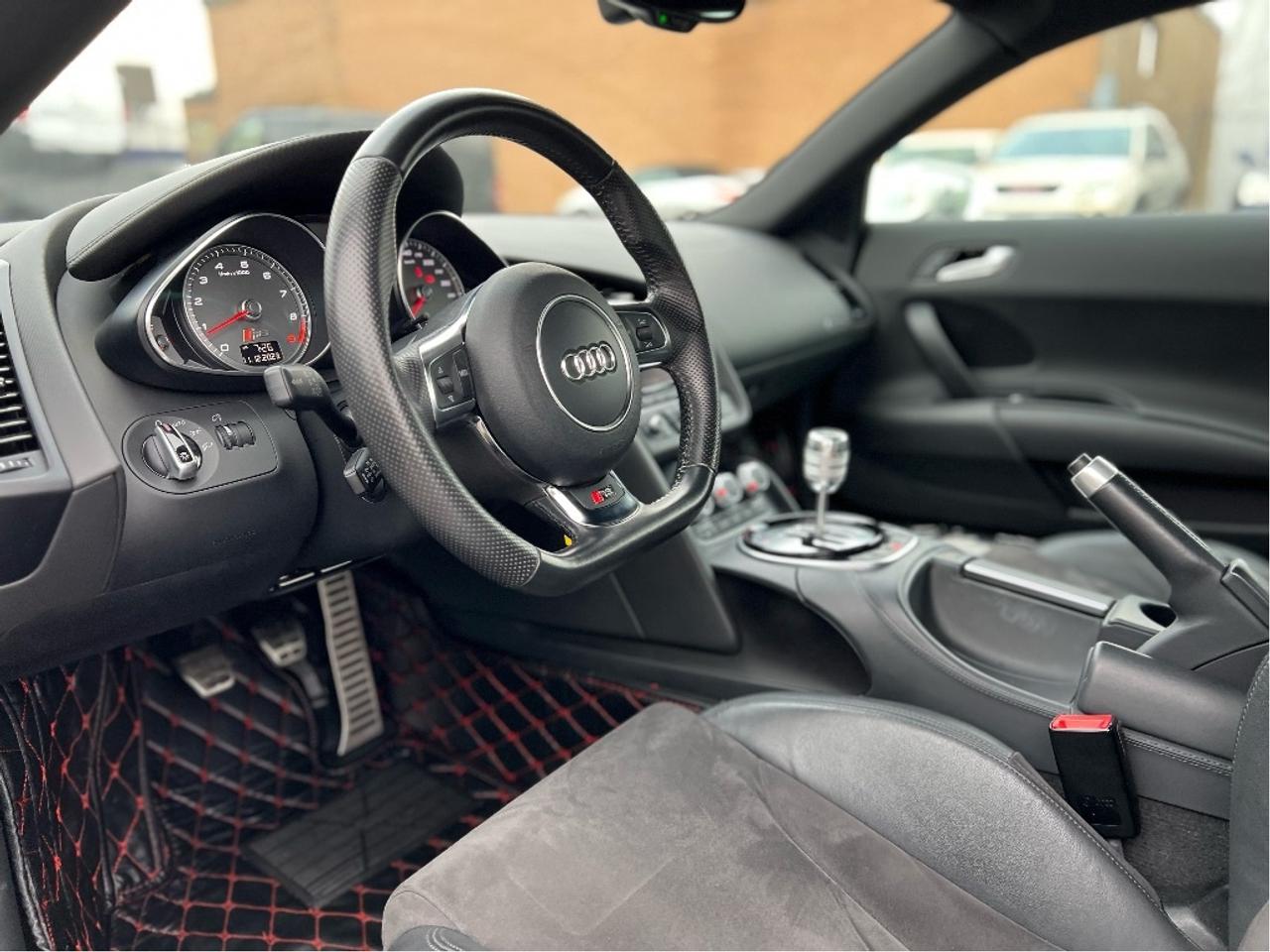 2015 Audi R8 Ultra Rare 6SpeedManual ServiceRecords Photo