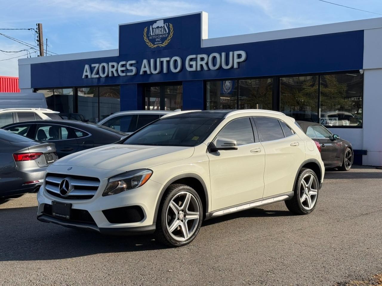 2017 Mercedes-Benz GLA GLA250 AMG Package LOW KMs FullyLoaded CleanCarfax Photo0