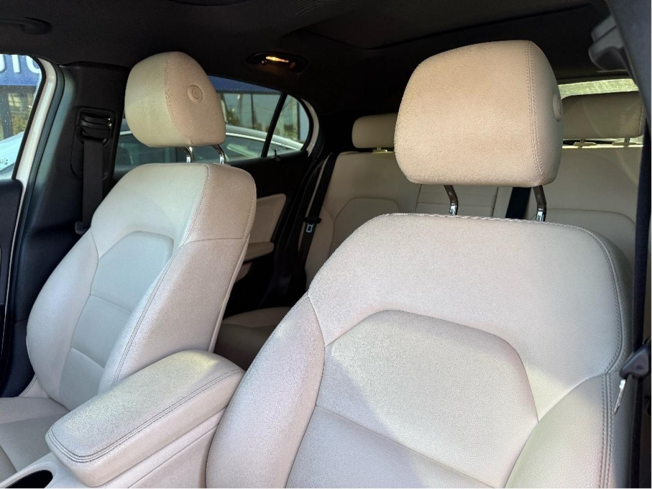 2017 Mercedes-Benz GLA GLA250 AMG Package LOW KMs FullyLoaded CleanCarfax Photo