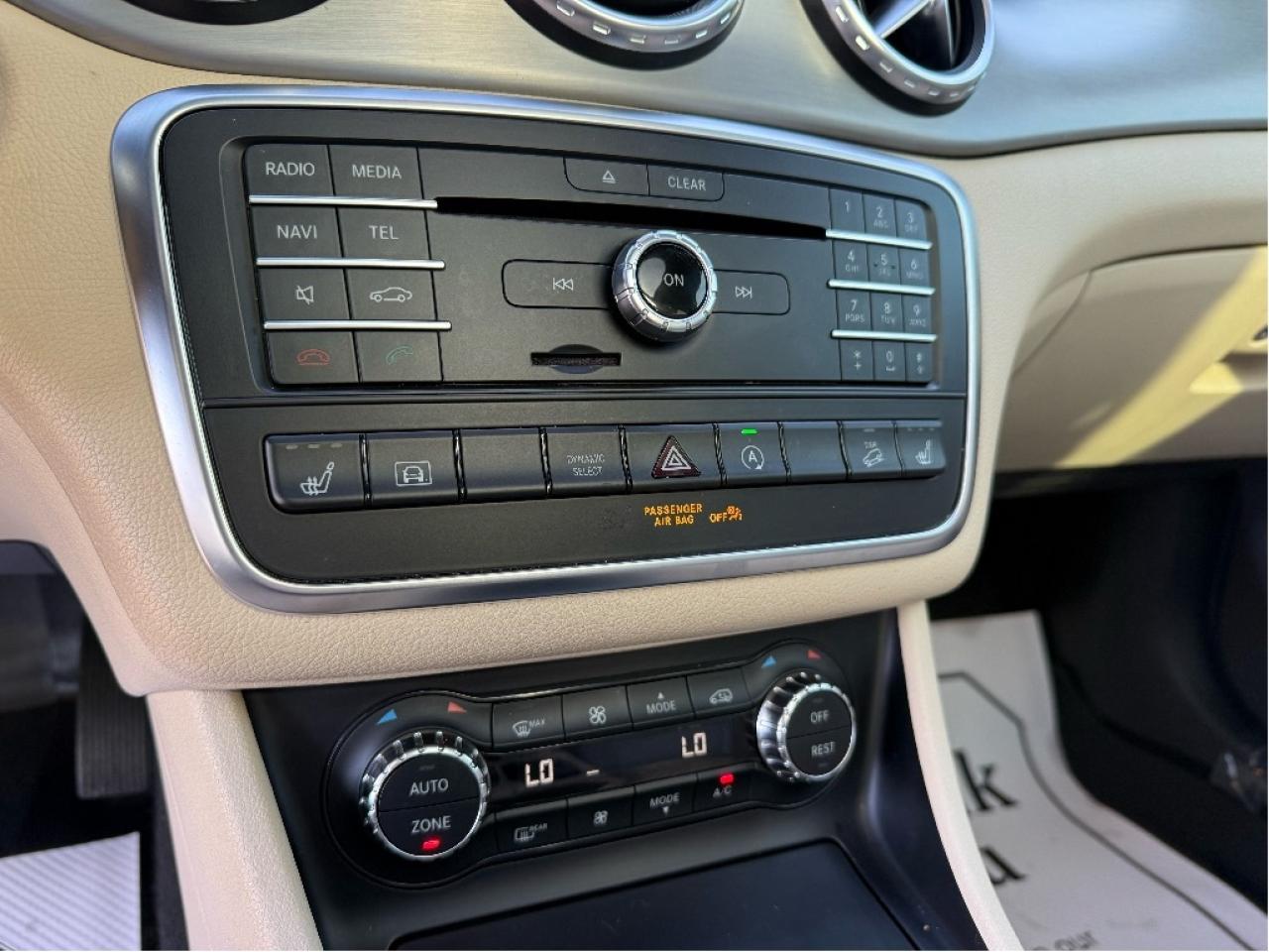 2017 Mercedes-Benz GLA GLA250 AMG Package LOW KMs FullyLoaded CleanCarfax Photo