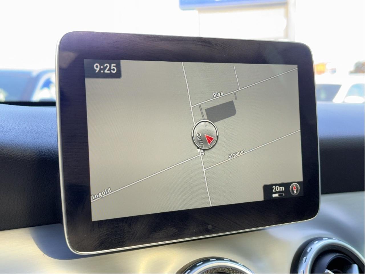 2017 Mercedes-Benz GLA GLA250 AMG Package LOW KMs FullyLoaded CleanCarfax Photo