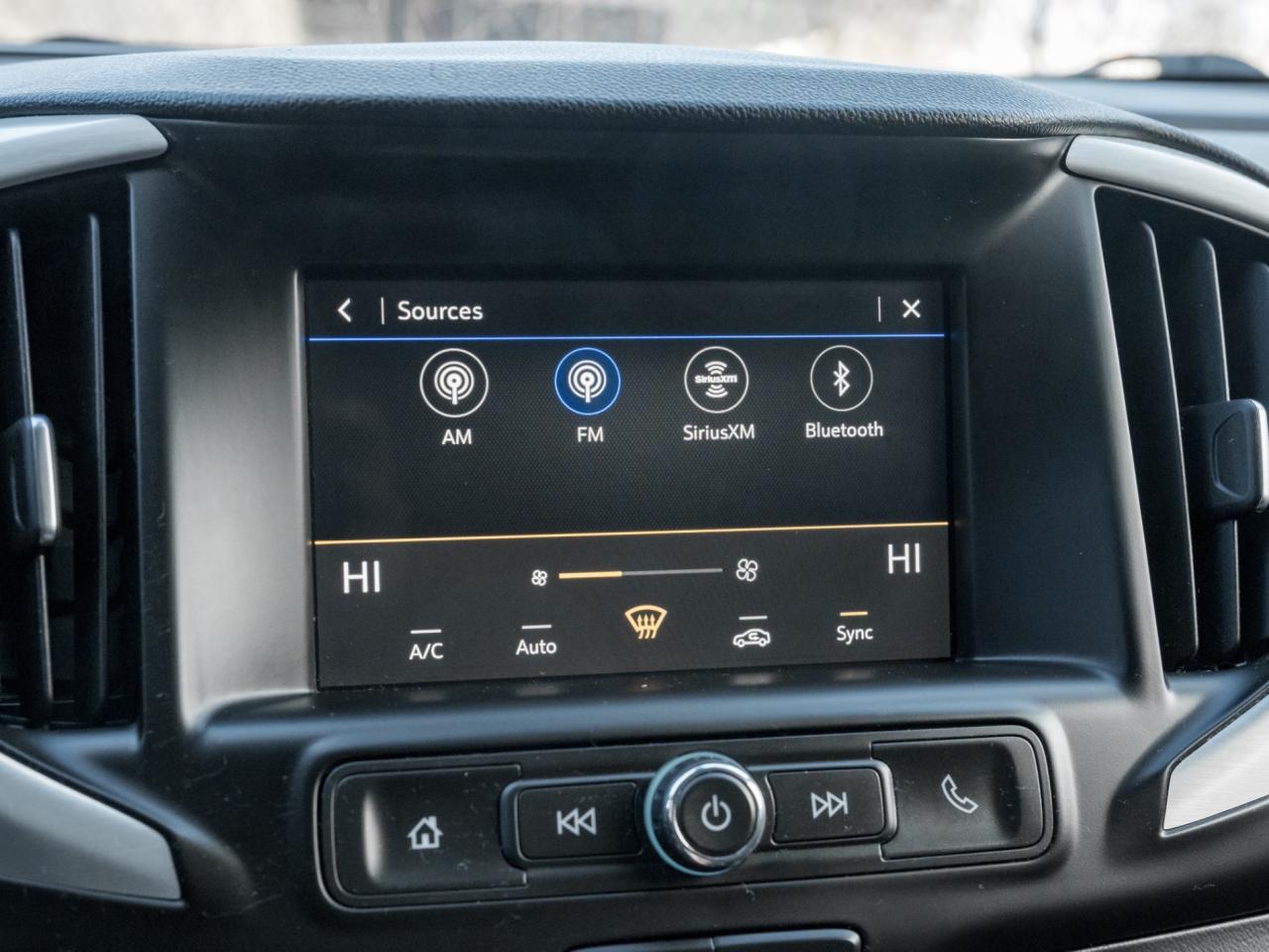 2023 GMC Terrain AWD SLE, Camera, NO ACCIDENT Photo